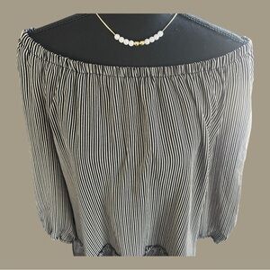 Off Shoulder Blouse Women's 2XL Black White Strip 3/4 Puff Sleeves Loose Fit